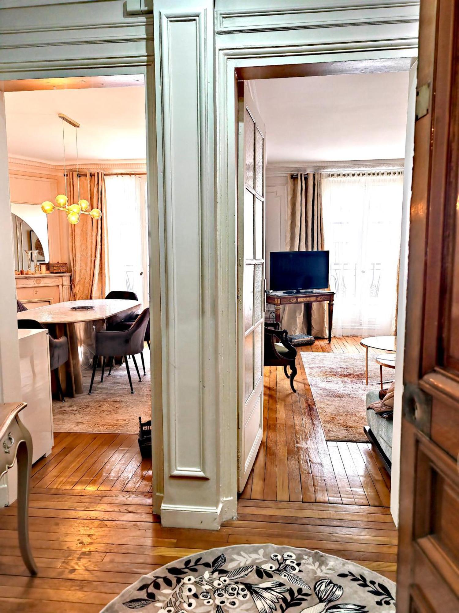Grand Vue Tour Effel Appartamento *